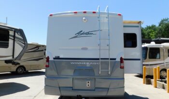 2004 Winnebago Adventurer 33V full