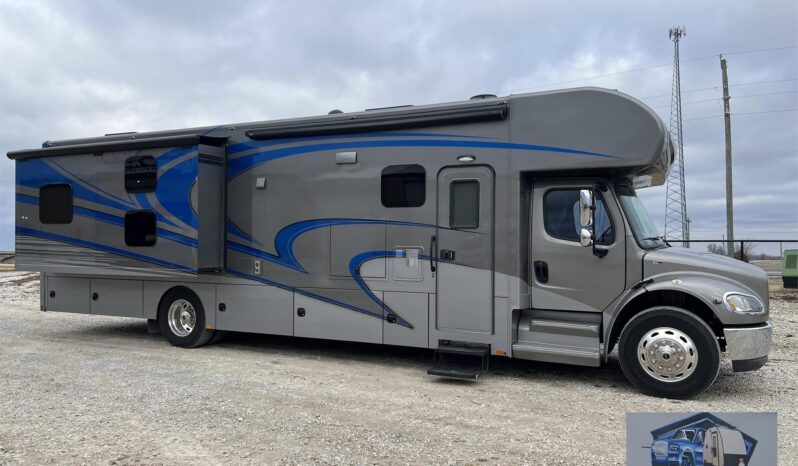 2019 RENEGADE RV VALENCIA 38BB full