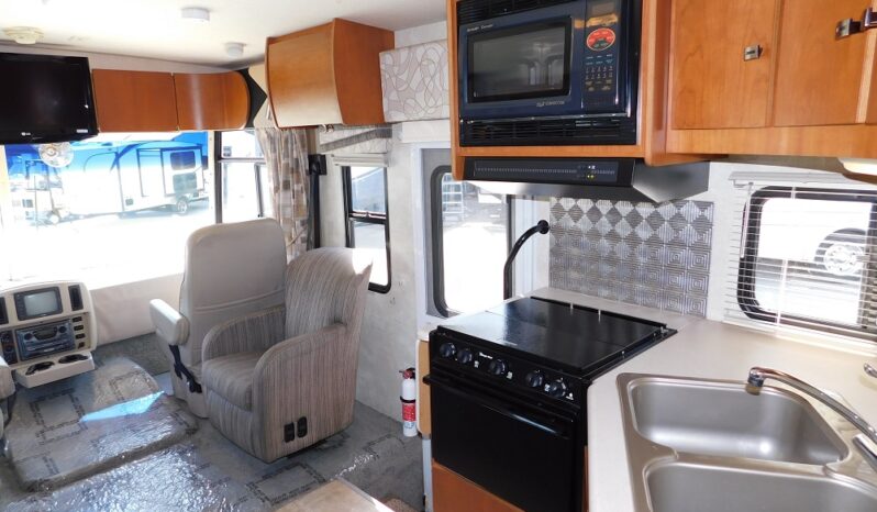 2008 Winnebago Itasca Sunova 26P full