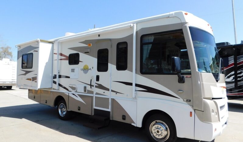 2008 Winnebago Itasca Sunova 26P full